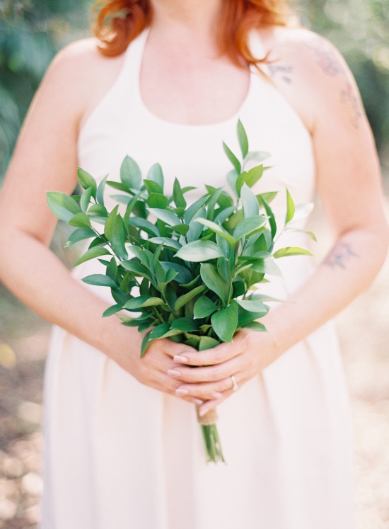 casual-green-and-gold-wedding