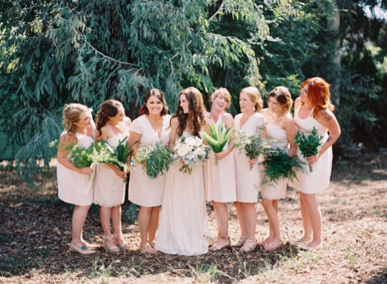 casual-green-and-gold-wedding