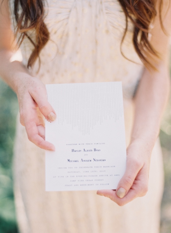 casual-green-and-gold-wedding