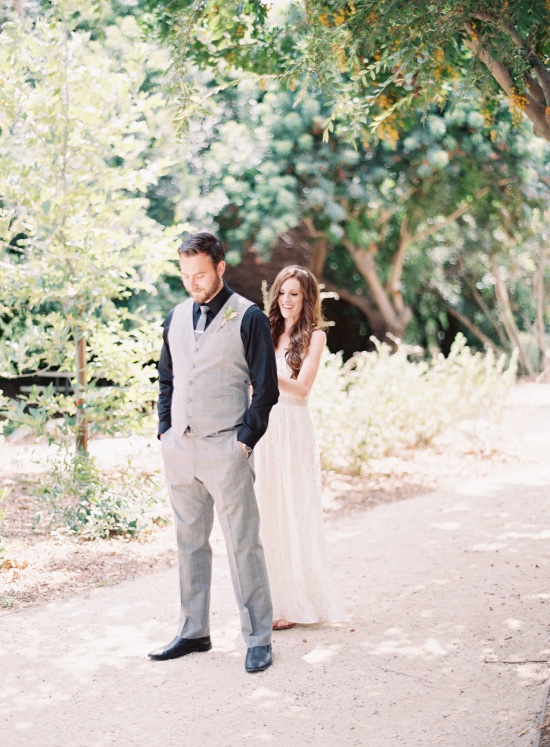 casual-green-and-gold-wedding