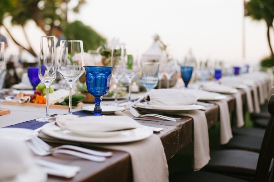 chic-navy-and-white-nautical-wedding