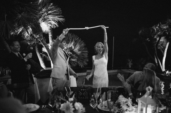 chic-navy-and-white-nautical-wedding