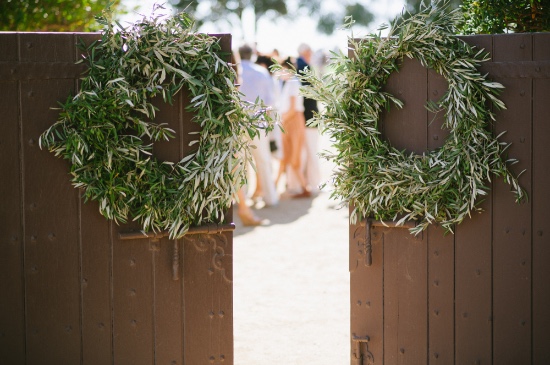 chic-navy-and-white-nautical-wedding