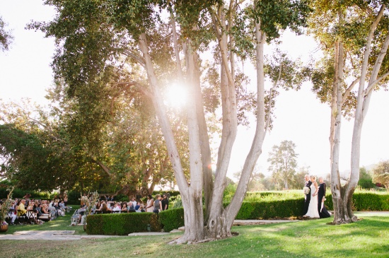 chic-navy-and-white-nautical-wedding