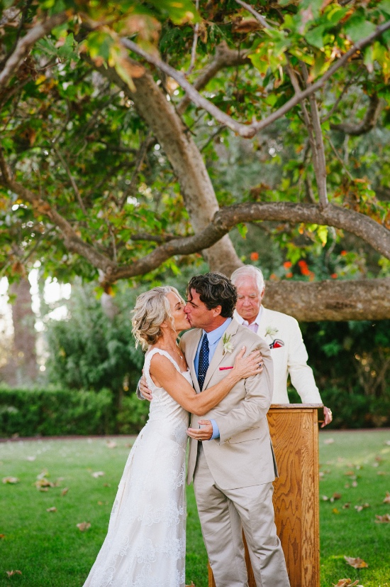 chic-navy-and-white-nautical-wedding