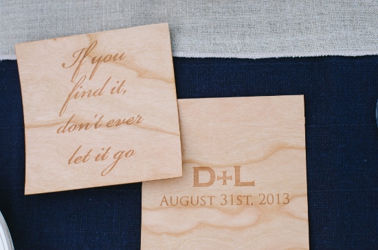 chic-navy-and-white-nautical-wedding