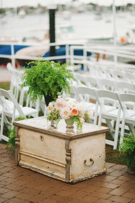 chic-rainy-day-wedding-in-california