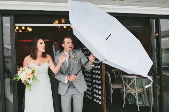 chic-rainy-day-wedding-in-california