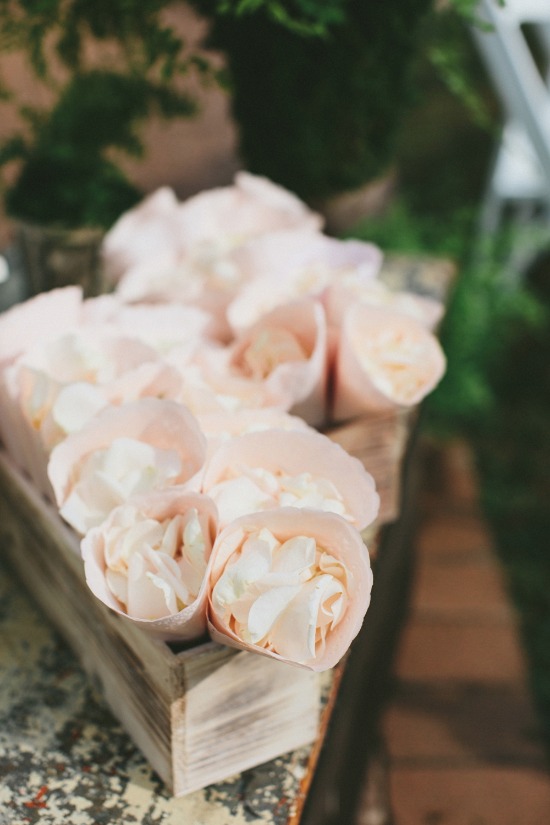 chic-rainy-day-wedding-in-california