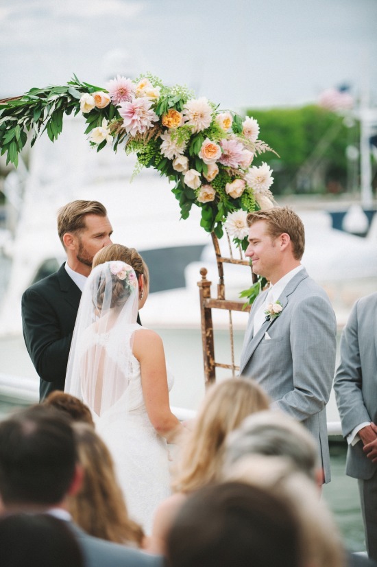 chic-rainy-day-wedding-in-california
