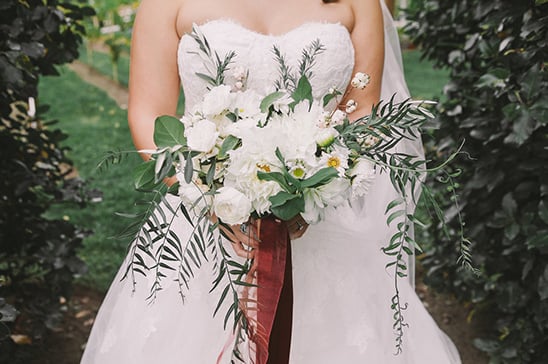 bridal bouquet @weddingchicks
