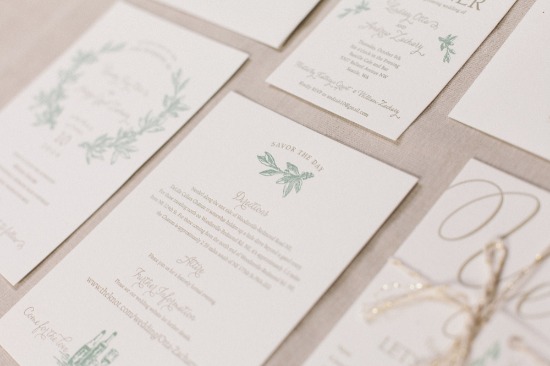 classic-purple-and-gold-wedding