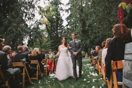 classic-purple-and-gold-wedding