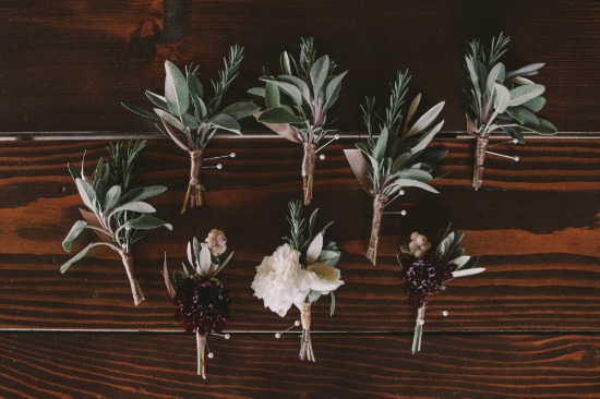 classic-purple-and-gold-wedding