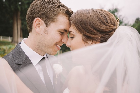 classic-purple-and-gold-wedding