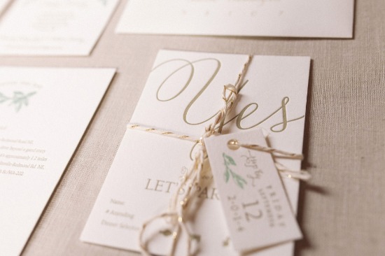 classic-purple-and-gold-wedding
