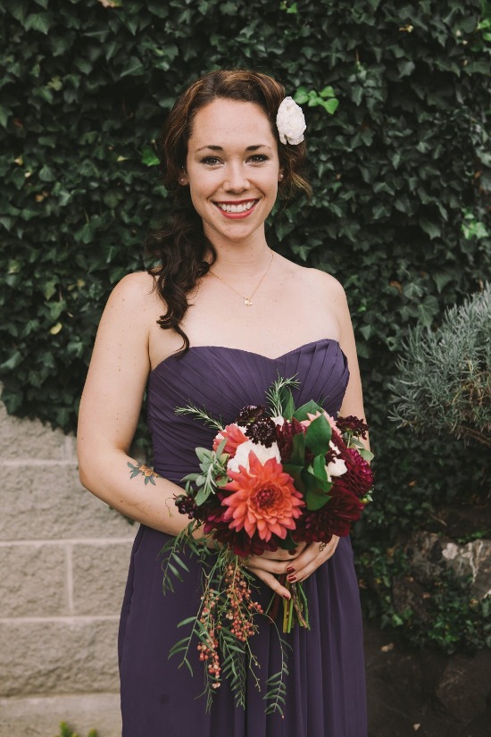 classic-purple-and-gold-wedding