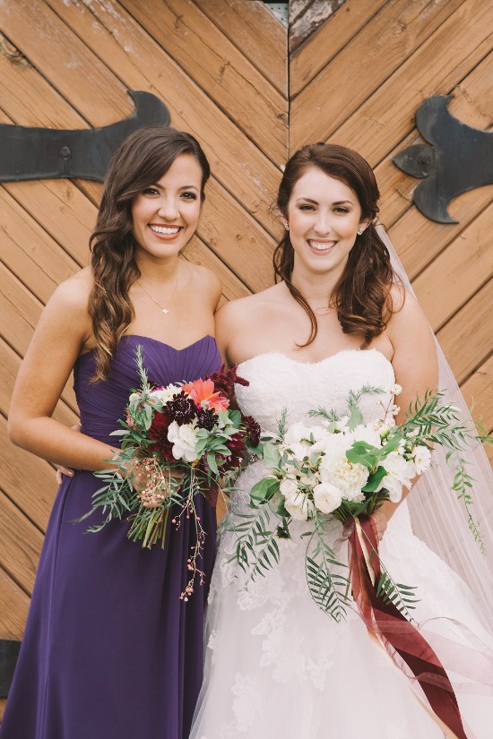 classic-purple-and-gold-wedding