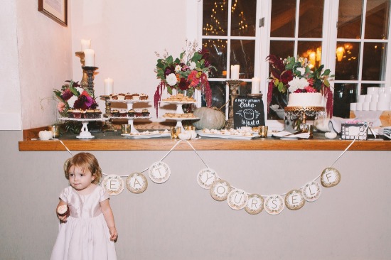 classic-purple-and-gold-wedding