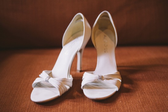 classic-purple-and-gold-wedding