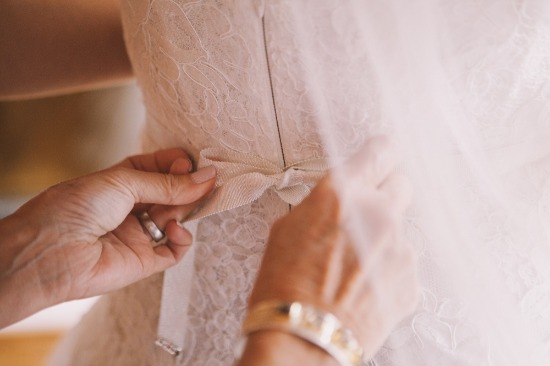 classic-purple-and-gold-wedding