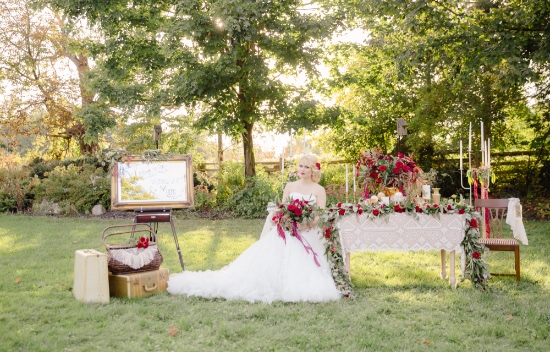 fall-romantic-garden-wedding