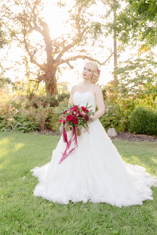 fall-romantic-garden-wedding