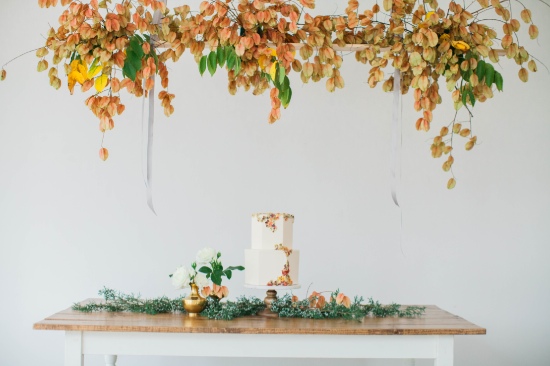 gold-and-red-fall-wedding-ideas
