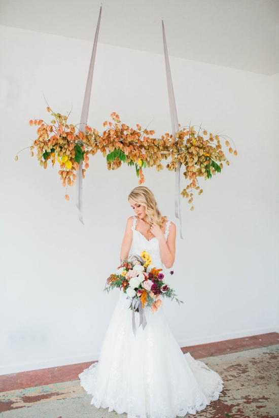 gold-and-red-fall-wedding-ideas