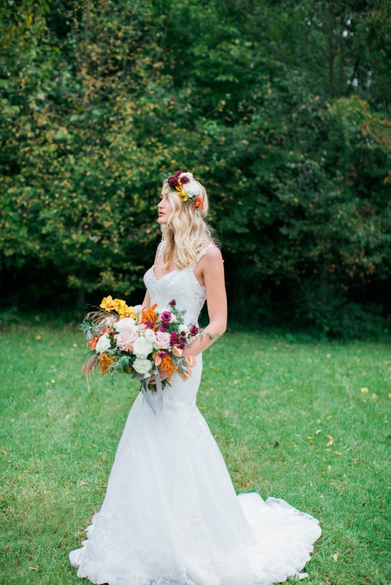 gold-and-red-fall-wedding-ideas