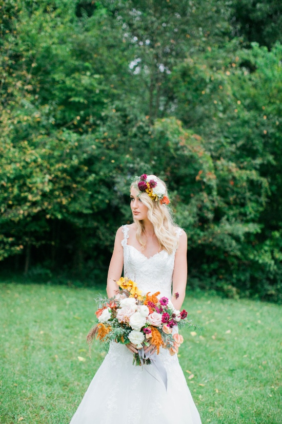 gold-and-red-fall-wedding-ideas