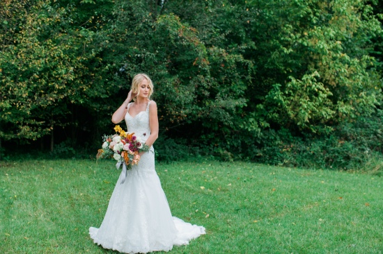 gold-and-red-fall-wedding-ideas