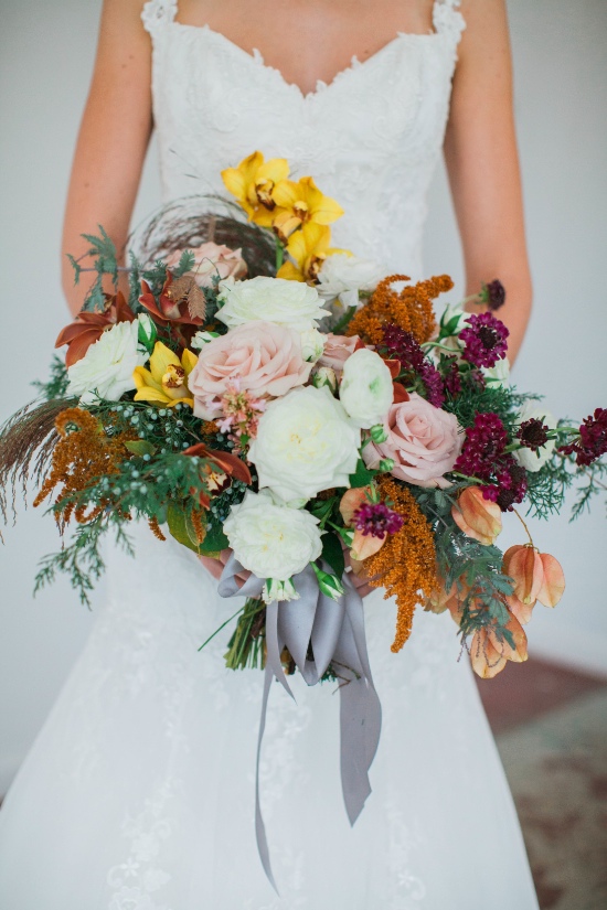 gold-and-red-fall-wedding-ideas