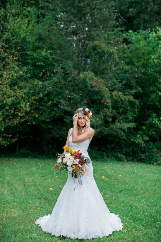gold-and-red-fall-wedding-ideas