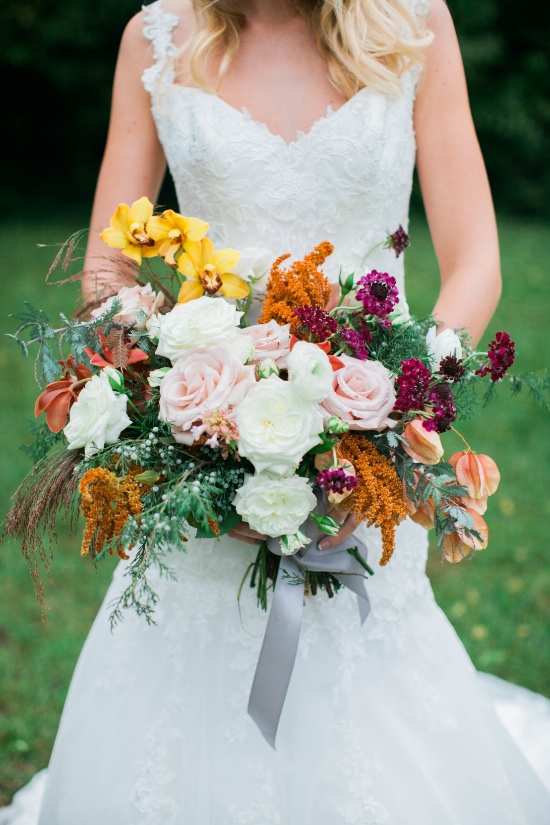 gold-and-red-fall-wedding-ideas