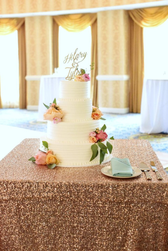 gold-vintage-glam-wedding