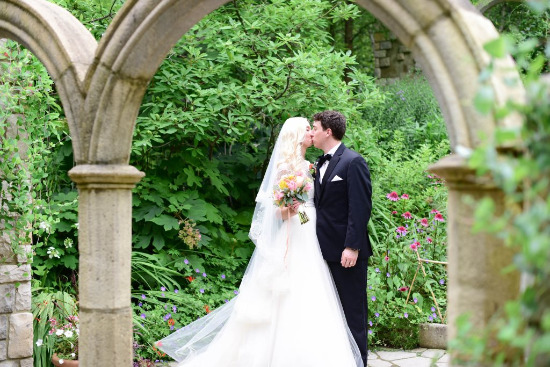 gold-vintage-glam-wedding