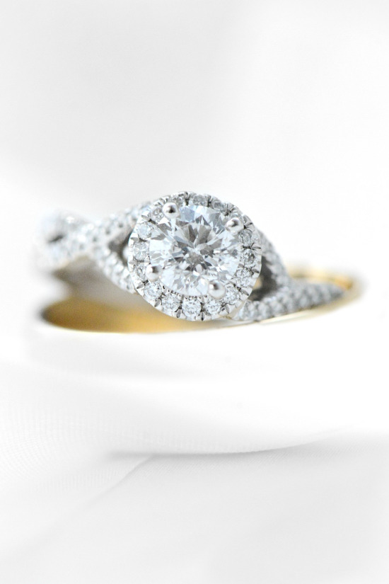 gold-vintage-glam-wedding