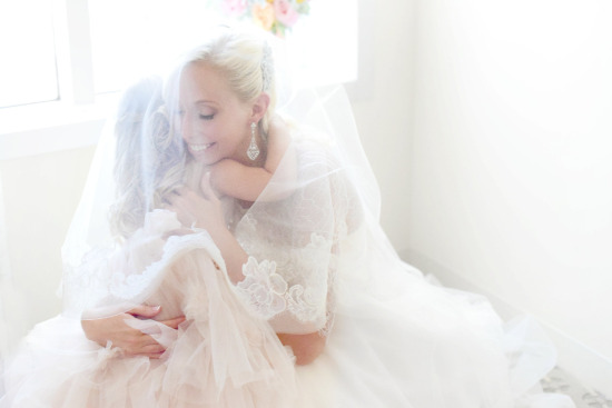 gold-vintage-glam-wedding
