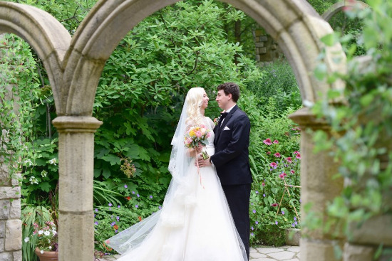 gold-vintage-glam-wedding