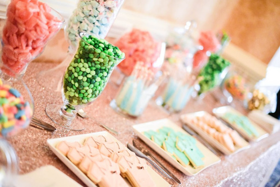 gold-vintage-glam-wedding