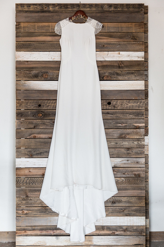 classic white wedding gown @weddingchicks