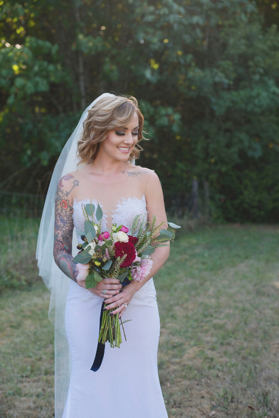 intimate-outdoor-family-style-wedding