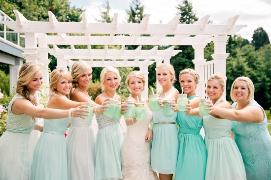 mint-wedding-full-of-signs