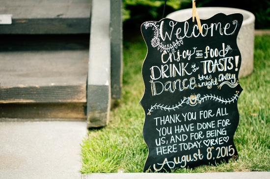 mint-wedding-full-of-signs
