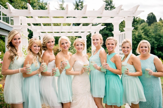mint-wedding-full-of-signs