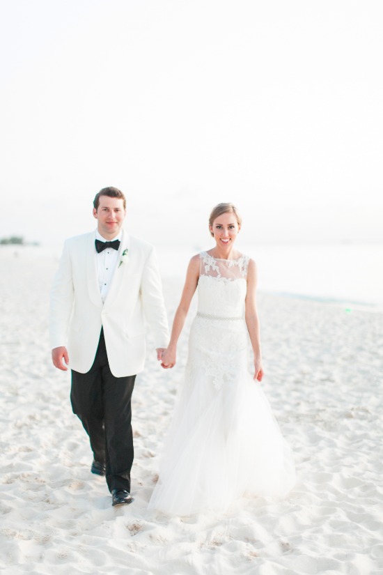 modern-pink-beach-wedding