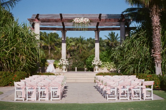 modern-pink-beach-wedding