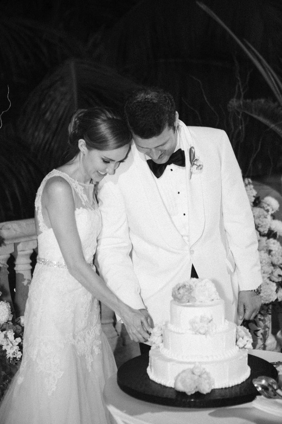 modern-pink-beach-wedding