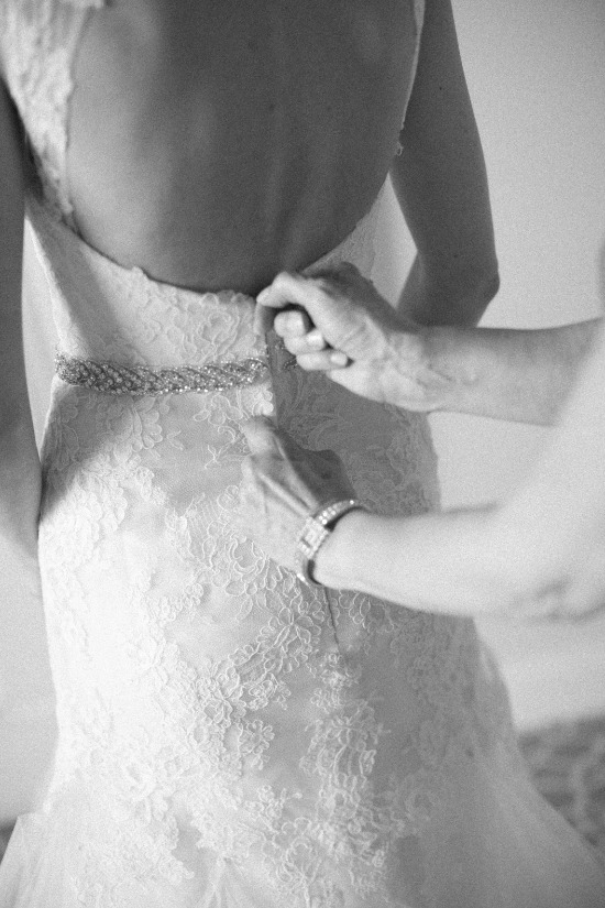 modern-pink-beach-wedding